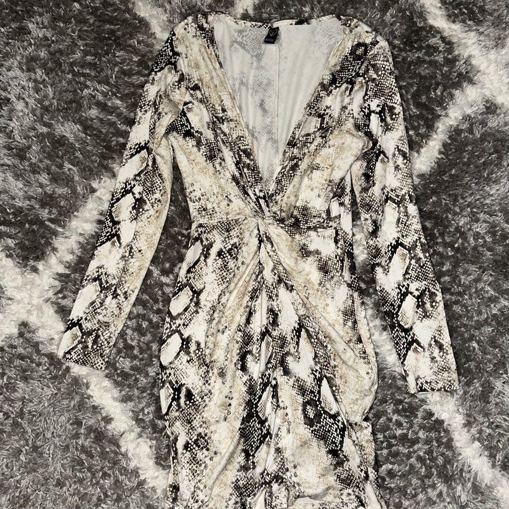 WINDSOR bodycon dress